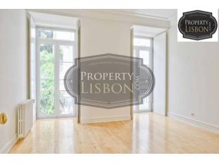 Lisbon Palace Apartment for sale T2, Se
