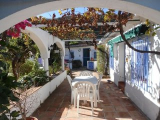 3 bedroom, 2 bathroom Finca/Country..