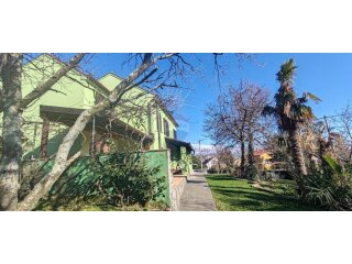 Rijeka, Cernik - kuća 320 m2 s okućnicom 3400 m2