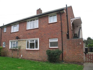 1 bedroom Property For Rent: Braemar..