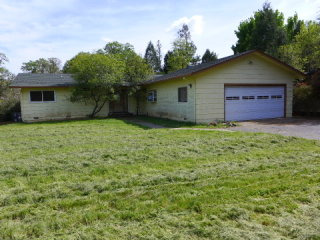 13492 Torrey Pines Dr Auburn, CA, 95602..
