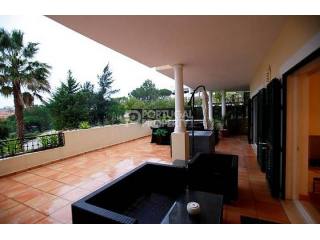 2 Bedroom Apartment W/ South West..