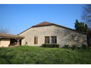 APS3028 Charming four bed single storey..