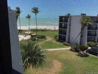 1 bedroom Condominium For Sale:..