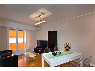 Quiet refurbished one bedroom