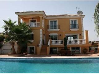 Villa for sale in Coin, Malaga