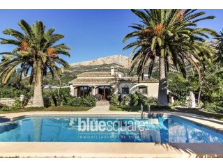 Traditional 3 bedroom house in..