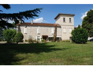 6 bedroom Character For Sale: 47130..