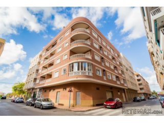 Apartamento en venta en Torrevieja, en la parte sur de la..