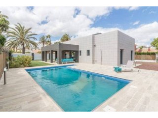 3 Bedroom 2 Bathroom Villa In Cabo..