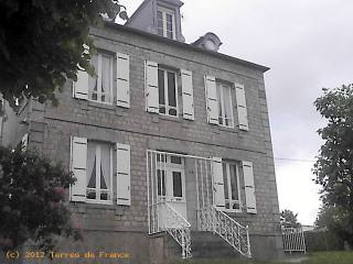 Maison De Maitre With Original Features..