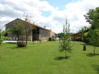 Renovated Stone House, Gite, Pool In..
