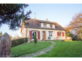 Plomb - House For Sale