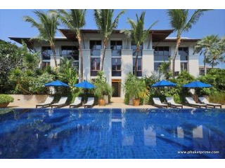 Prestigious Marina-View 2-Bedroom..