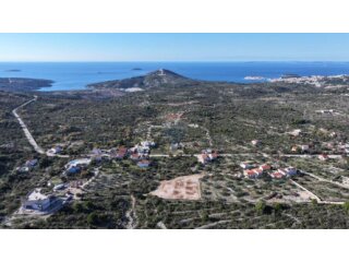 Primošten, građevinski teren 2186 m2 s pogledom na more
