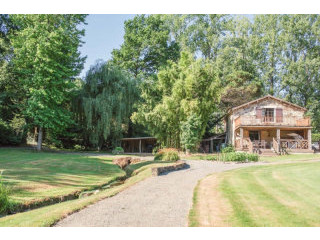 7 Bedroom Country House For Sale