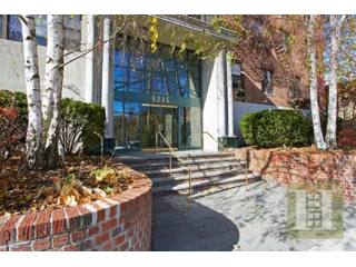 1 bedroom Apartment For Sale: 5235 POST..