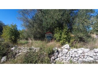 Krunčići, vrt u samom selu