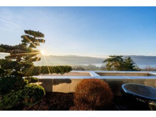 MODERN DUPLEX APARTMENT WITH FANTASTIC..