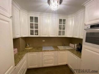 Dvosoban stan, Bar, 235.000Eur