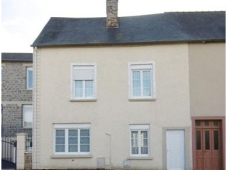 Nice House to Refresh in Market Town