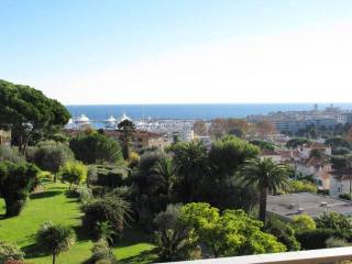 Appartment 2 Rooms 56 m2 for sale - sea..