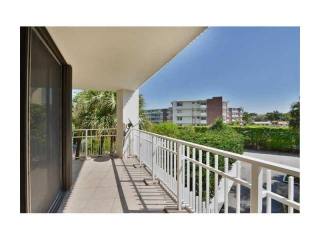 2 bedroom Flat For Sale: 4000 TOWERSIDE..