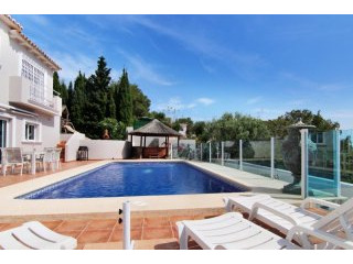 Immaculately Presented Detached Villa..