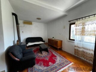Kuća na prodaju, Rena, Bar 220.000€