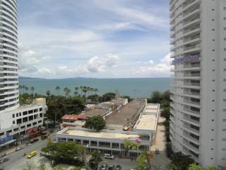 Jomtien Complex: furnished 1 bedroom..