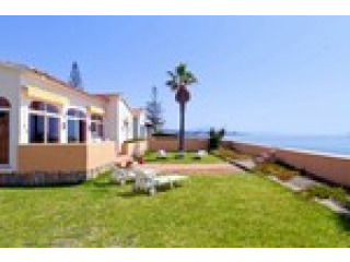 4 Bedrooms - Villa - Malaga - For Sale
