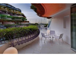 2 bedroom Apartment For Sale: Paseo..