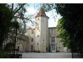 Castle For Sale: 32000 GERS