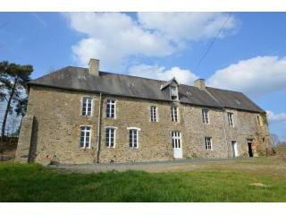 Maison / Villa For Sale