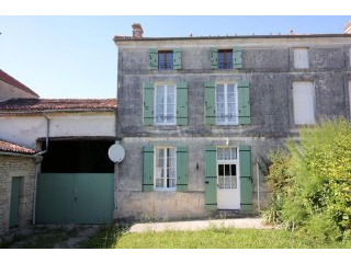 4 Bedrooms - Stone House -..
