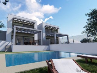 Magnífico dúplex en una villa para 2 familias de estilo m..