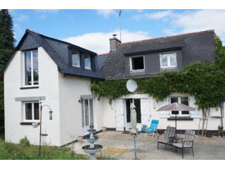 Detached House For Sale