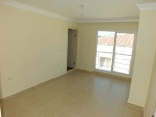 Spacious Property Only 400m From Beach