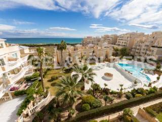 Luxury triplex on the first line of the..