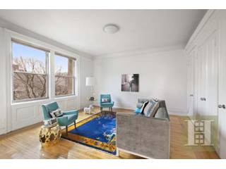 5 bedroom Apartment For Sale: 100 WEST..