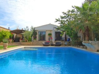 Spacious Country House With Guest Area..