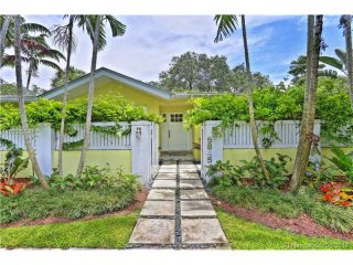 4 bedroom House For Sale: 5845 SW 99 Ter