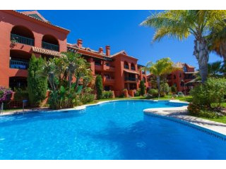 PENTHOUSE FOR SALE IN CALAHONDA