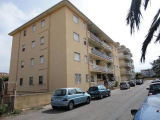 2 Bedrooms - Apartment - For Sale