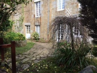Nice Village House with Courtyard Garden