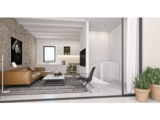 Poble Sec 2 Bed Refurbished Apartment..