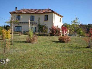 Detached House on 3/4 Acre Plot