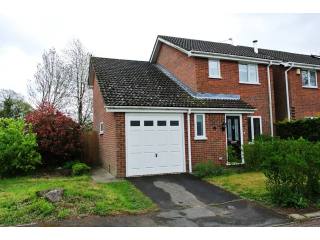 Lingfield Road, Borough Green £325,000