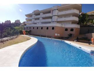 2 Bed Apartment for sale in Calahonda
