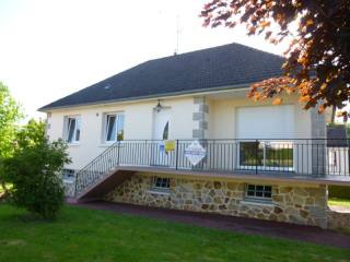 Traditional Pavillon Style Property